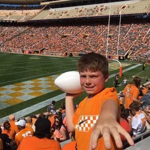 Meet your Posher, Kenneth